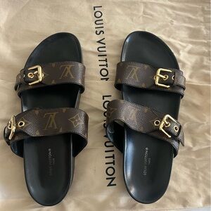 Bom dia flat mule size 40